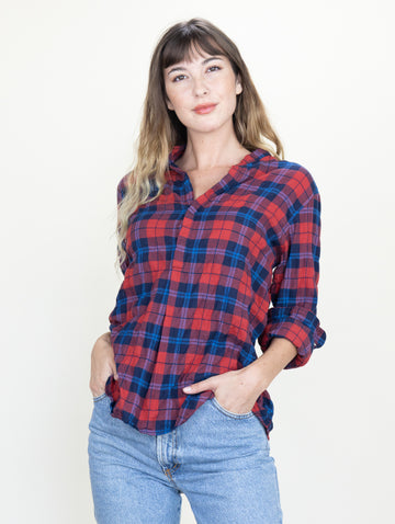 Monet Top Barn Red Plaid Crinkle no